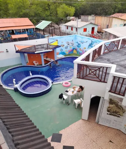 Pousada à venda em Algodoal com 17 suítes e área de lazer com piscina - Cod. 73933