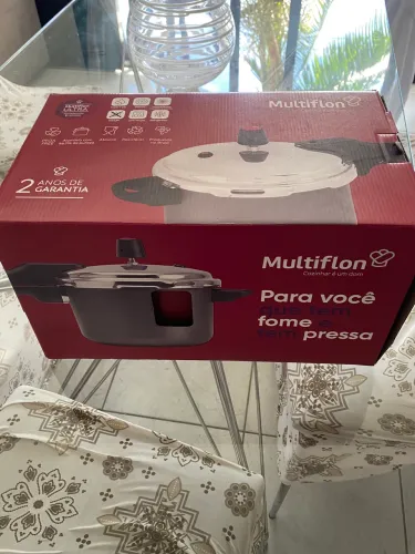 Panela de Pressão Multiflon Quartzo 4,5L Antiaderente 7 Camadas Vermelha