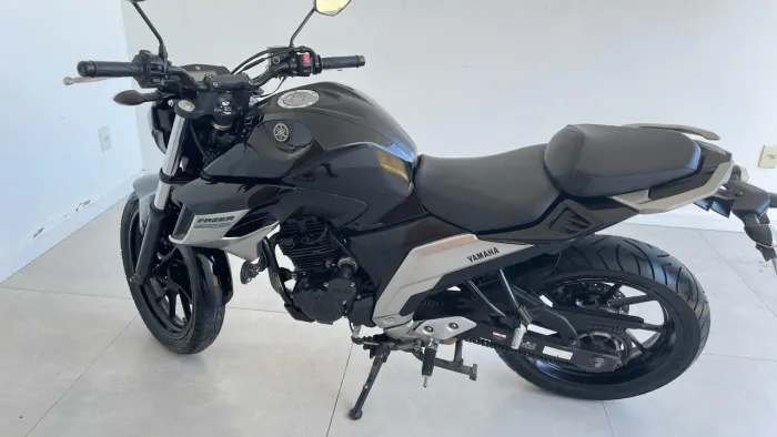 Yamaha FZ25 250 Fazer Flex 2021