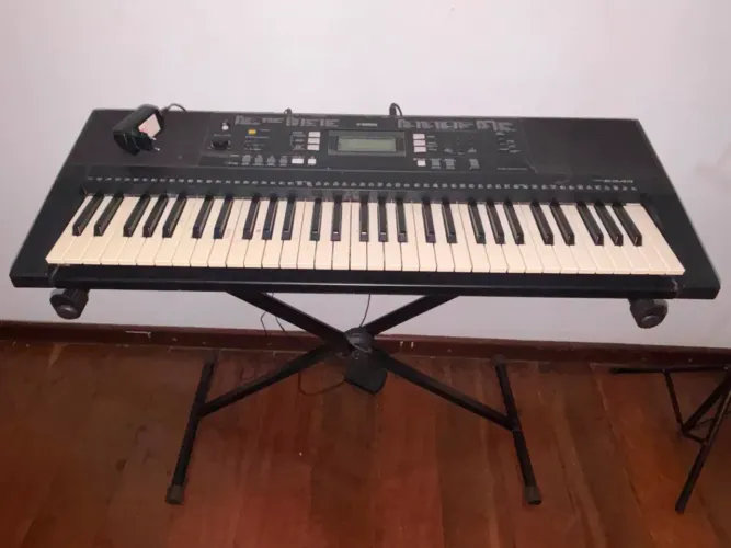 Teclado Yamaha PSR E343