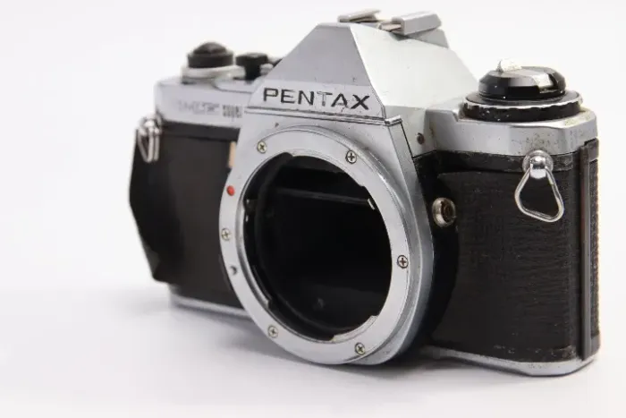 Câmera Pentax ME Super Analógica 35mm para Peças, Reparo ou Decoração