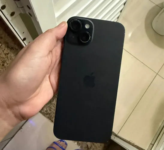 iPhone 15 Plus