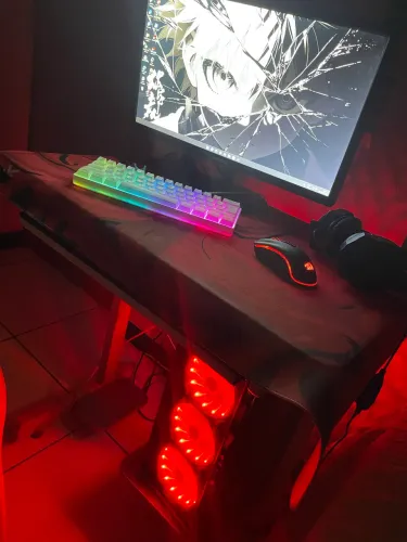 PC GAMER COMPLETO AMD RYZEN 3 3200g AMD RADEON VEGA 8 16gb RAM 480gb ssd