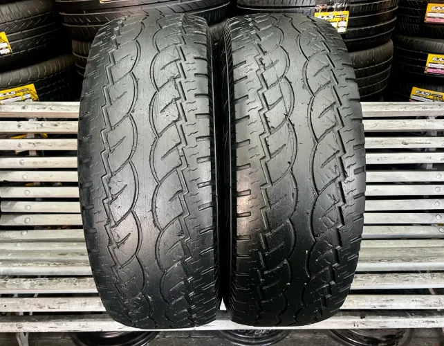 Par de Pneus 265/75/16 Atturo Trail Blade A/T / Pneu 265/75R16
