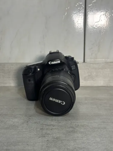 Canon 60D + 18-135mm (autofoco quebrado)
