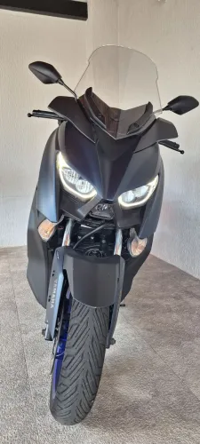 XMax sem detalhes!