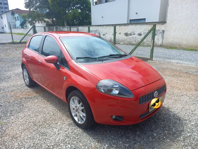 Fiat Punto Attractive Italia 1.4 F.flex 8V 5P 2012