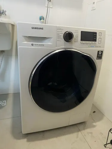 Máquina Lava e Seca 
