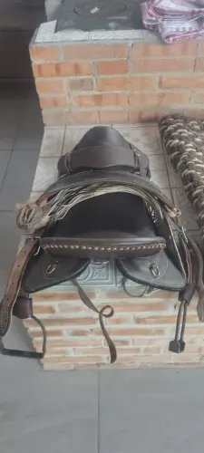 Sela, bachero, freios completo para cavalo. 
