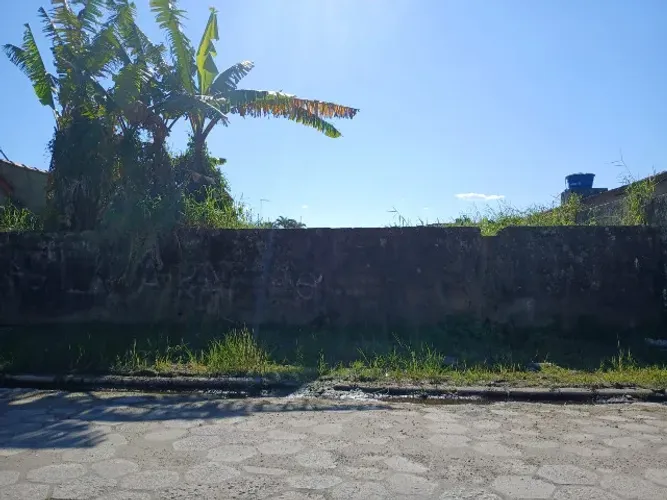 Terreno Baln. Itanhaém Praia lado Mar com Escritura