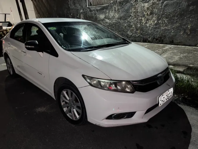 Honda Civic Sedan LXR 2.0 Flexone 16V Aut. 4P 2014