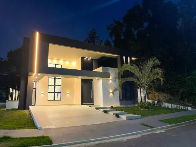 Alphaville llll 230m² 4 suítes em Ponta Negra - Manaus - AM