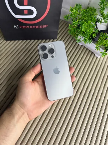 Iphone 15 pro 128Gb todo original bateria 86%