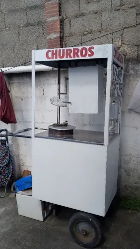 Carro de churros a venda