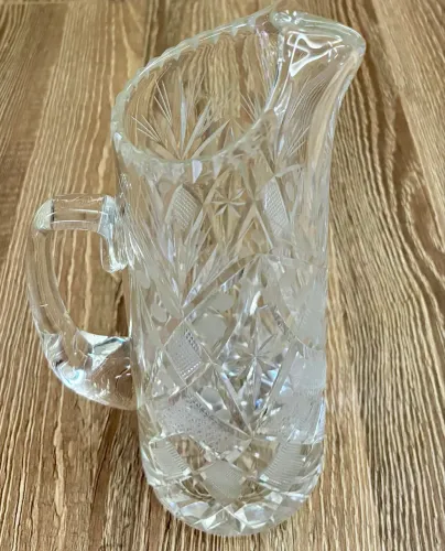 Jarra antiga de cristal