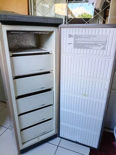 Freezer Vertical Prosdócimo