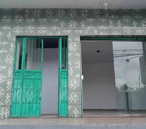 Pontos Comerciais para Alugar - Em frente à Av. Cosme Ferreira (próximo ao Terminal 5)