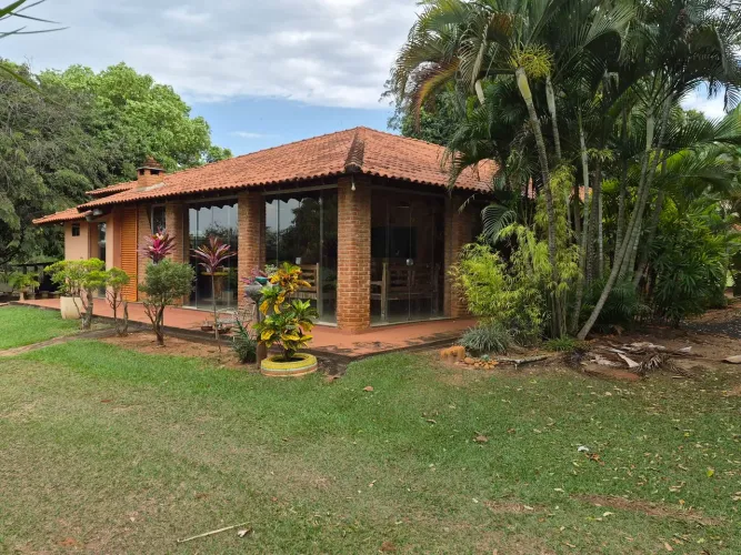 Chácara Recanto de Alá parte alta 4 banh, 3 suítes, varanda grande ENVIDRAÇADA, 2 churrasq