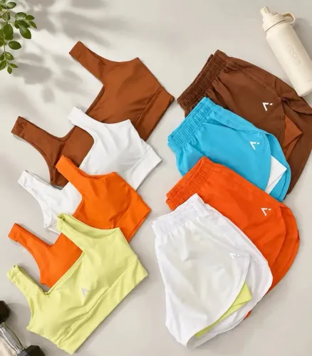 Conjunto feminino de short duplo e top em poliamida