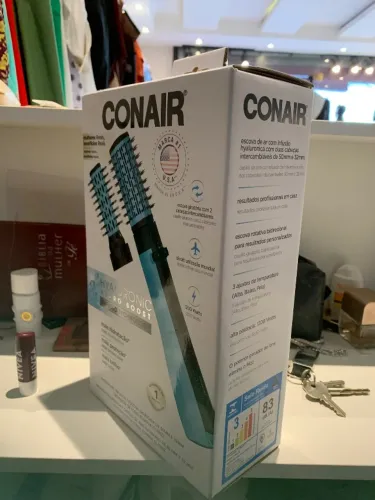 Escova secadora conair hyaluronic
