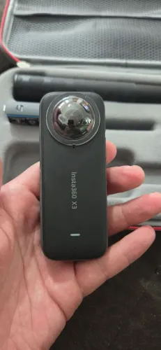 Insta 360 x3