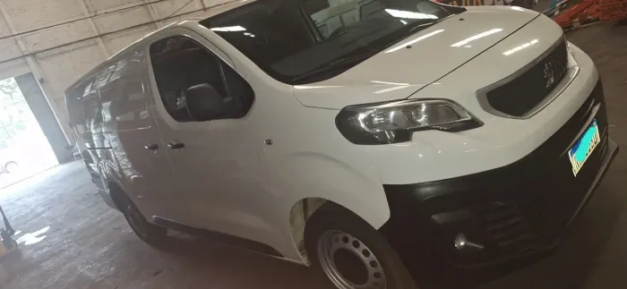 Peugeot Expert Business Pack 1.6 Turbo Diesel 2021