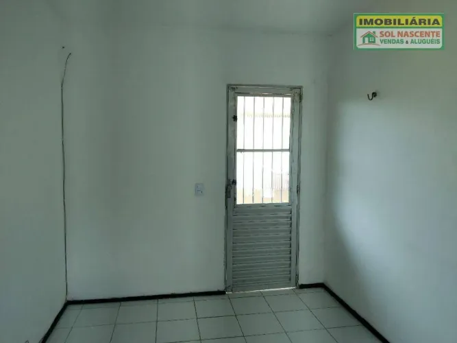 Apartamento com 2 dormitórios para alugar, 60 m² por R$ 935,73/mês - Benfica - Fortaleza/C
