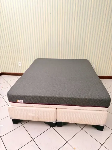 Cama Queen: base + Colchão Maxflex One - 158 × 198 cm