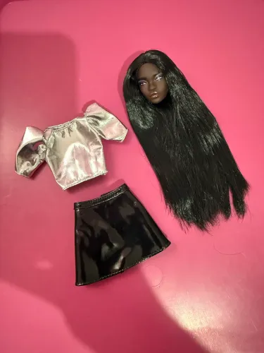 Lote Barbie looks #10