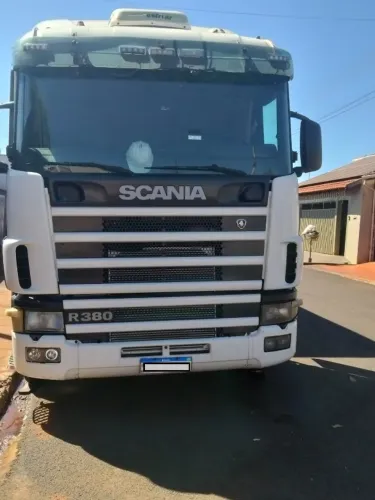 Scania R380 em excelente estado