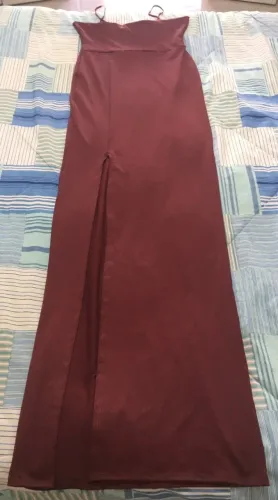 Vestido Longo com Fenda - Bordô - Tamanho PP - NOVO