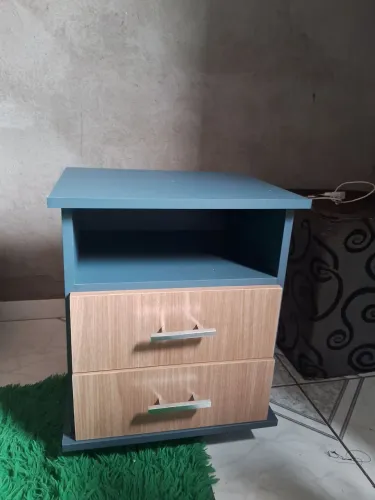 Vendo criado mudo 