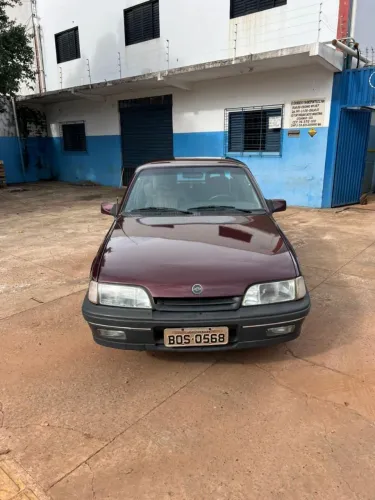 Chevrolet Monza GLS/ Hi-tech 2.0 EFI 2P E 4P (álcool) 1994
