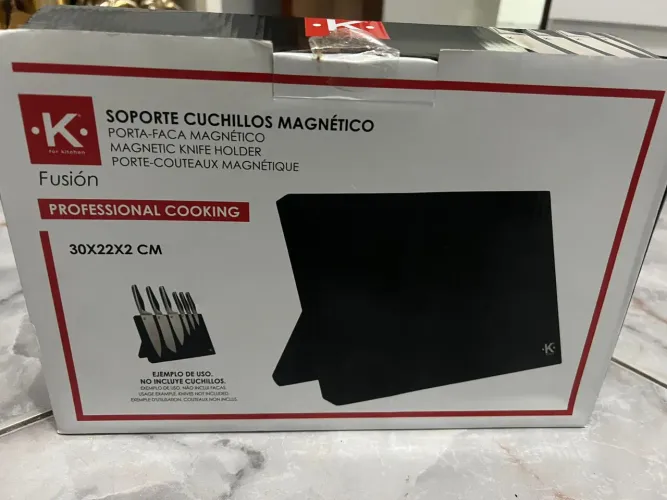 Porta - Faca Magnético 