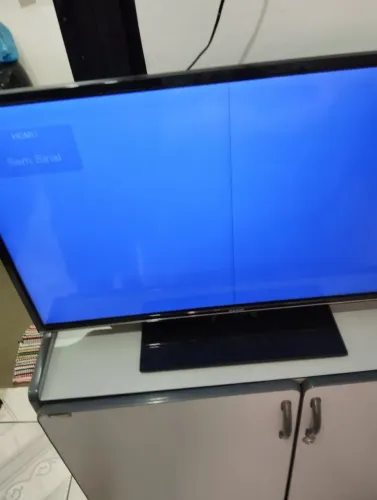 Tv semp Toshiba para retirada de peças