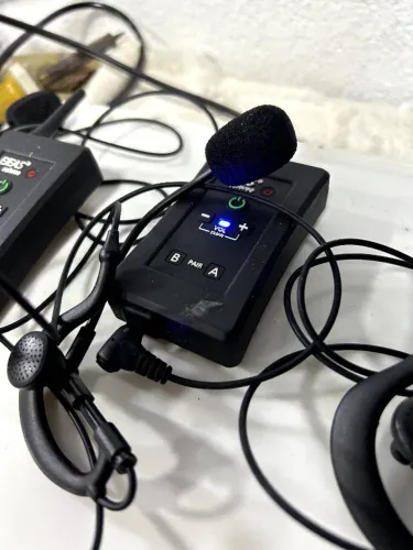 Rádio Intercomunicador Ejeas Referee Bluetooth - 3 rádios com earphones