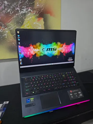 NOTEBOOK MSI RAIDER GE76 12UE I7-12700H 16GB DDR5 RTX 3060 1TB SSD TELA 144HZ