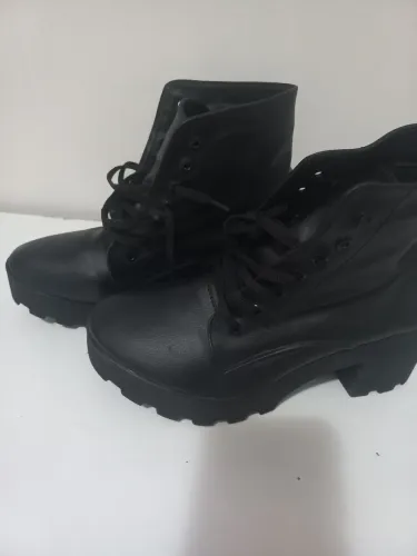 Coturno - Bota