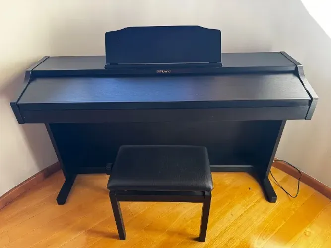 Piano Eletrônico Roland