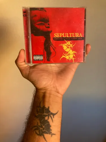 Cd Sepultura Under a pale grey Sky Duplo Live
