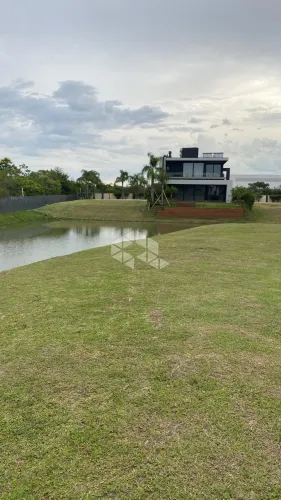 TERRENO FRENTE LAGO- 603,75m2 - Condomínio Península da Figueira - Eldorado do Sul - RS