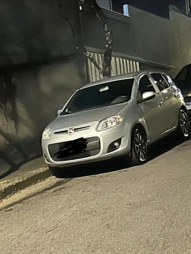 Fiat Palio Essence 1.6 Flex 16V 5P 2014