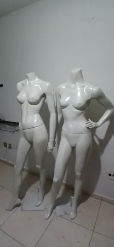 Manequins de fibra