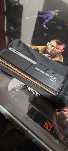 DDR4 2X 8GB 3000MHZ CL 16-18-18 TRIDENT Z RGB