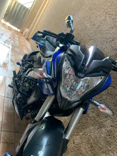 MOTO DOMINAR BAJAJ 160cc ,freios ABS de canal duplo e suspensão dianteira invertida,
