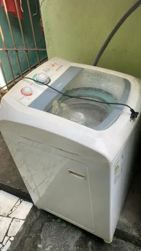 MÁQUINA DE LAVAR USADA-PARA RETIRADA DE PEÇAS OU USO DIÁRIO PRA QUE NECESSITA