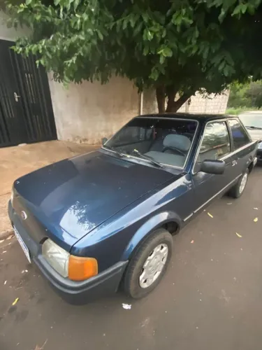 Ford Escort GL 1.8i / 1.8 (álcool) 1991