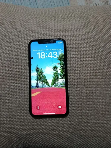 iPhone 11 64GB