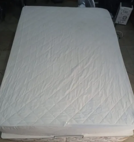Cama de casal articulada motorizada
