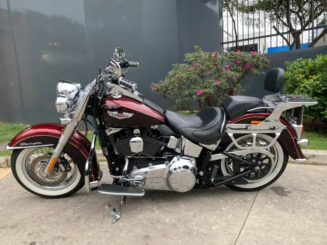 HARLEY-DAVIDSON SOFTAIL DELUXE